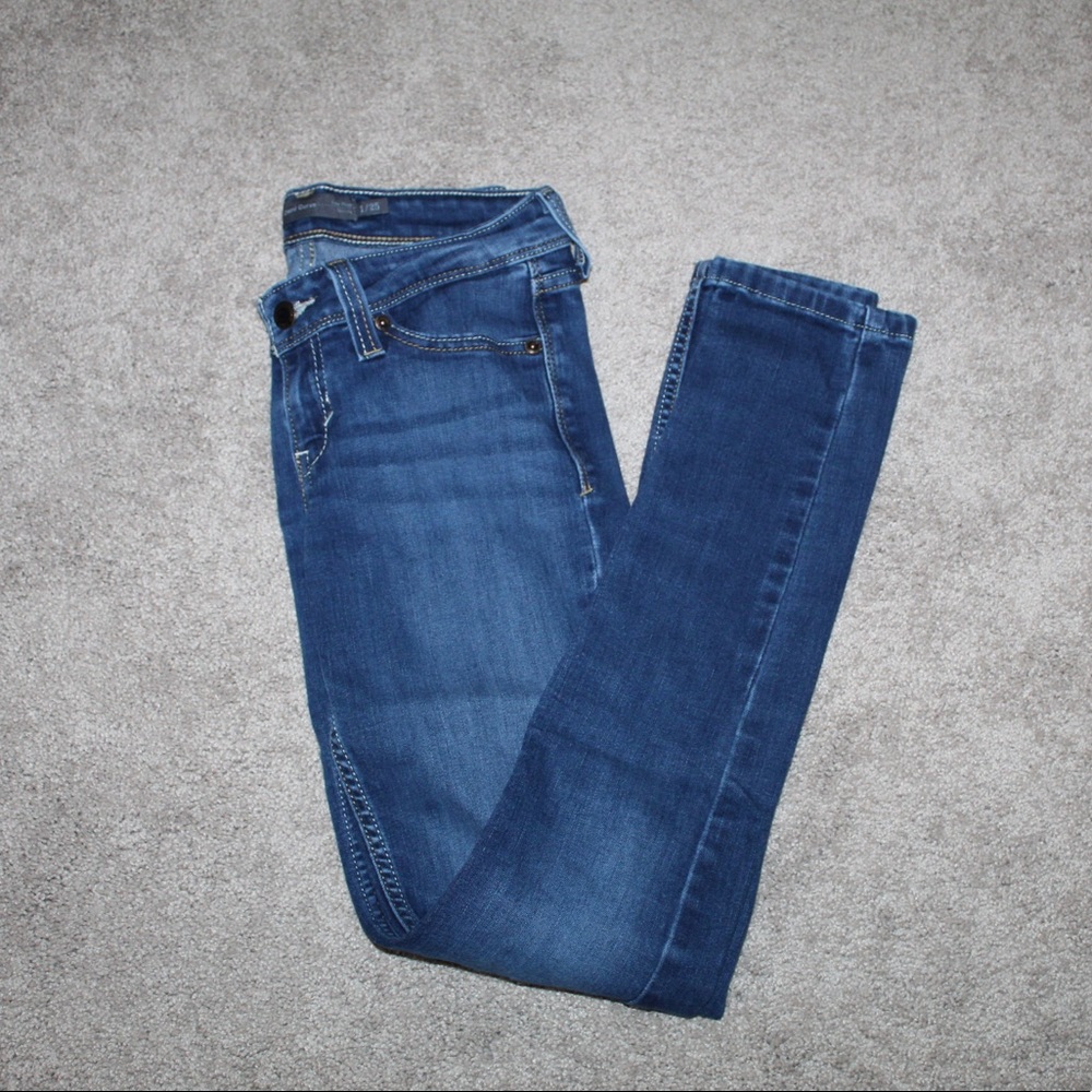 levi’s super stretch skinny jeans